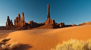 Totem-Pole-Dunes-Monument-Valley-Navajo-Nation-Arizona